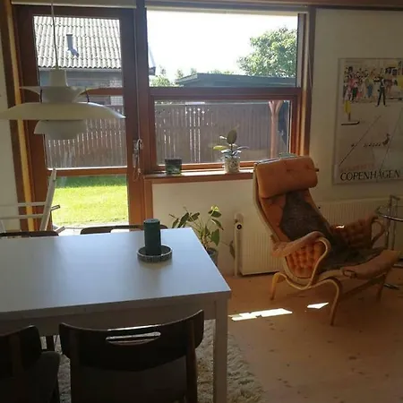 Hyggelig Med Terrasse Naer Centrum Lägenhet